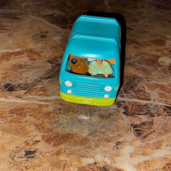 scooby-doo mystery machine van - Picture 2 of 3